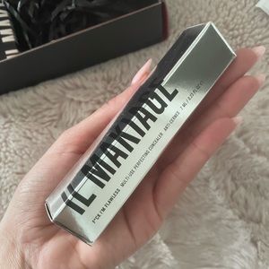 New IL Makiage Concealer in Shade number 8